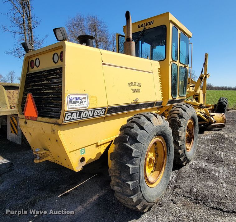 image for item FL9101 1996 Galion 850  motor grader