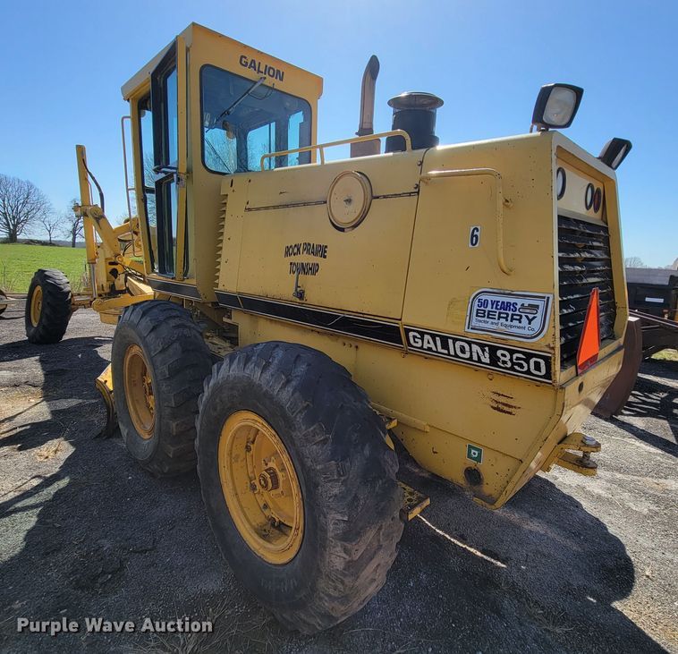image for item FL9101 1996 Galion 850  motor grader