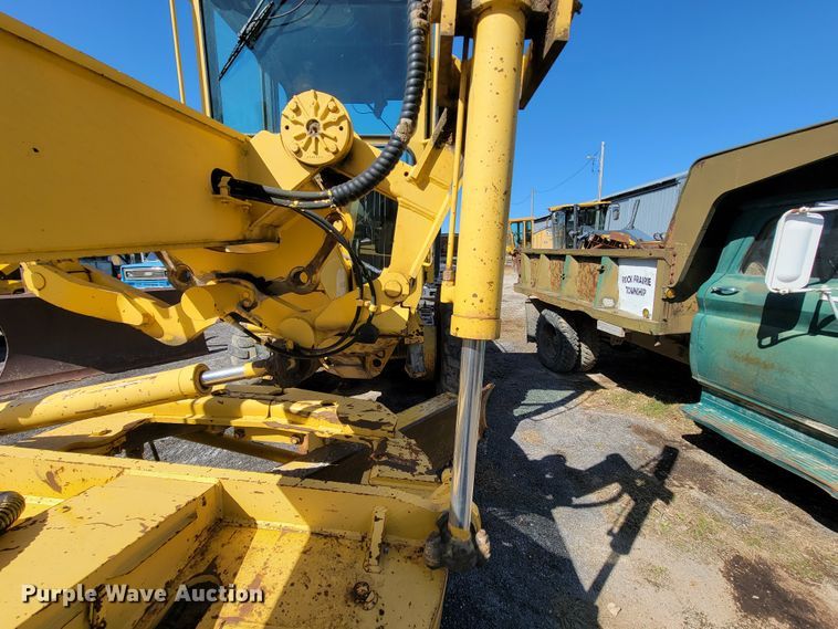 image for item FL9101 1996 Galion 850  motor grader