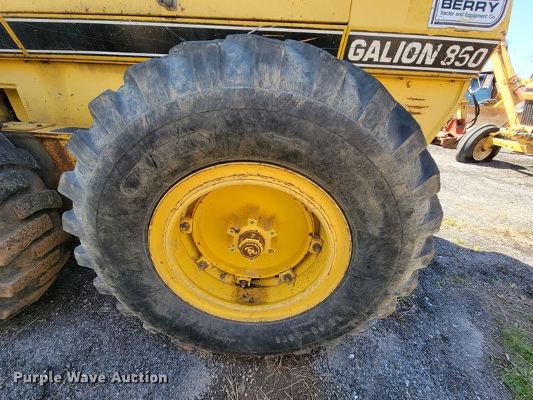 image for item FL9101 1996 Galion 850  motor grader