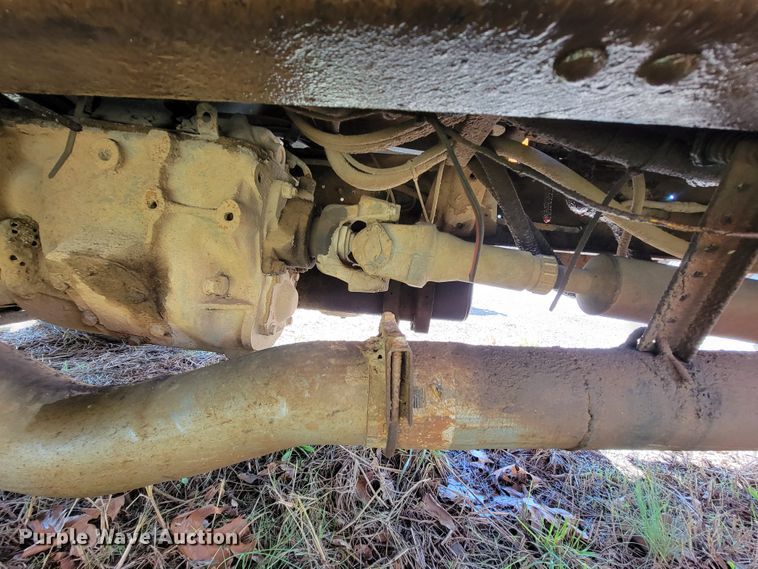 image for item FL9102 1990 Ford F800  dump truck