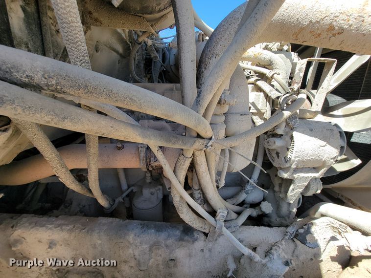 image for item FL9104 2002 International 2554  dump truck