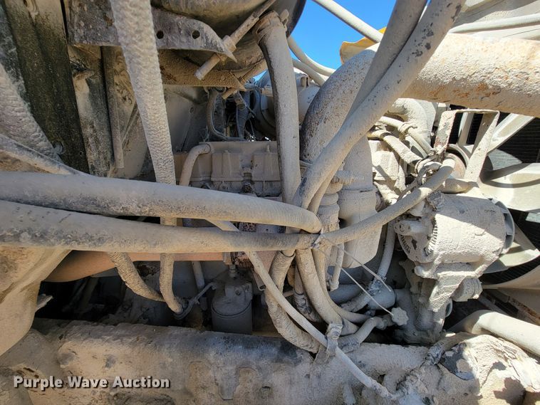 image for item FL9104 2002 International 2554  dump truck