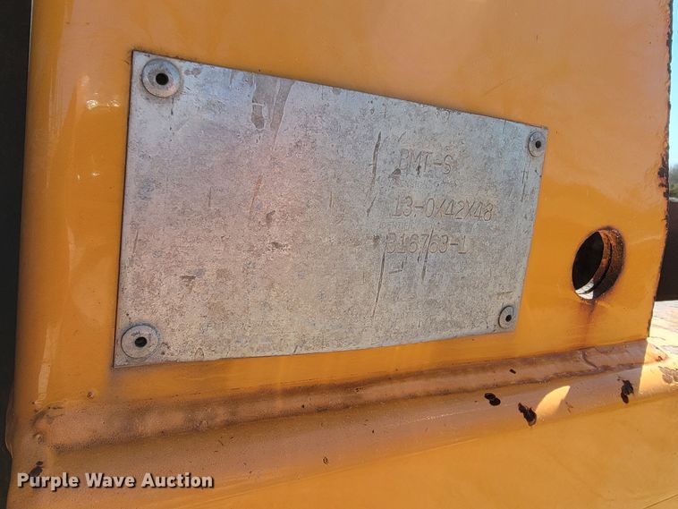 image for item FL9104 2002 International 2554  dump truck