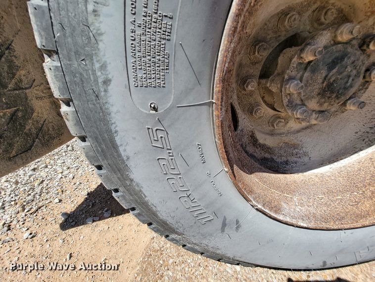 image for item FL9104 2002 International 2554  dump truck