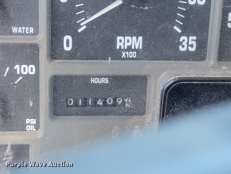 image for item FL9105 2002 International 2554  dump truck