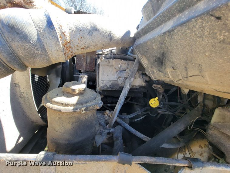 image for item FL9105 2002 International 2554  dump truck