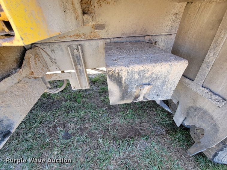 image for item FL9105 2002 International 2554  dump truck