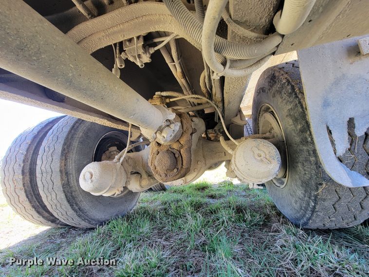 image for item FL9105 2002 International 2554  dump truck