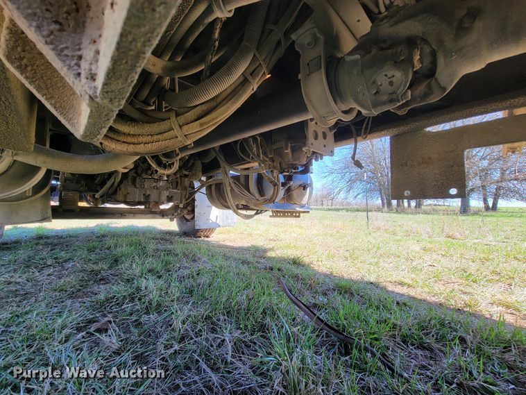 image for item FL9105 2002 International 2554  dump truck