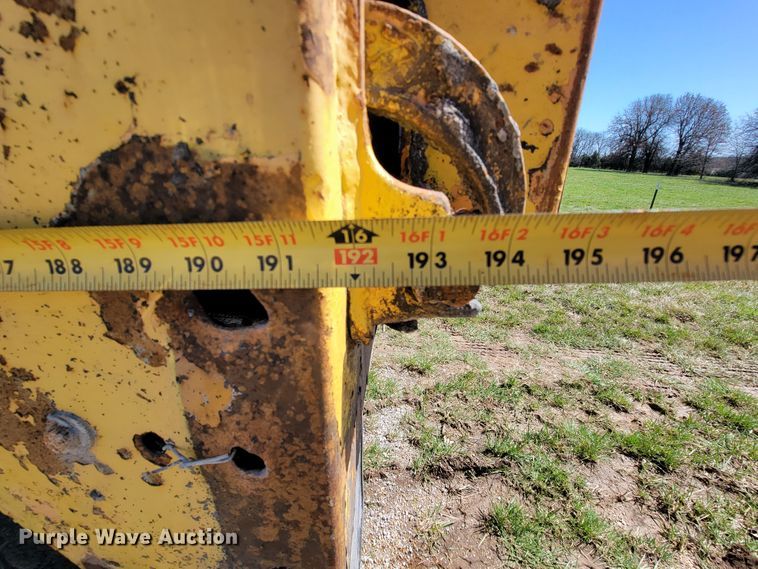 image for item FL9105 2002 International 2554  dump truck