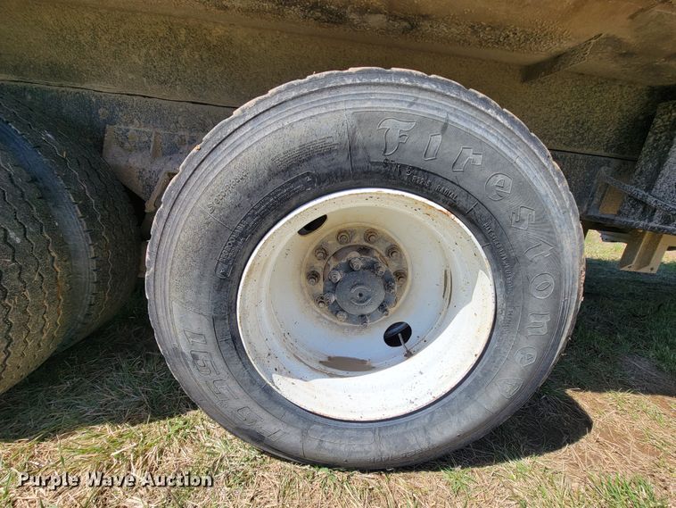 image for item FL9105 2002 International 2554  dump truck