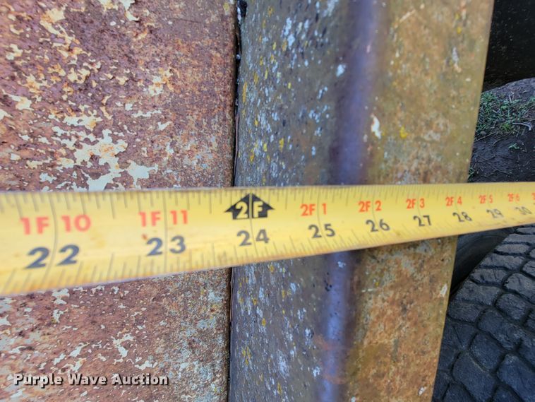 image for item FL9106 1989 White GMC Brigadier  dump truck