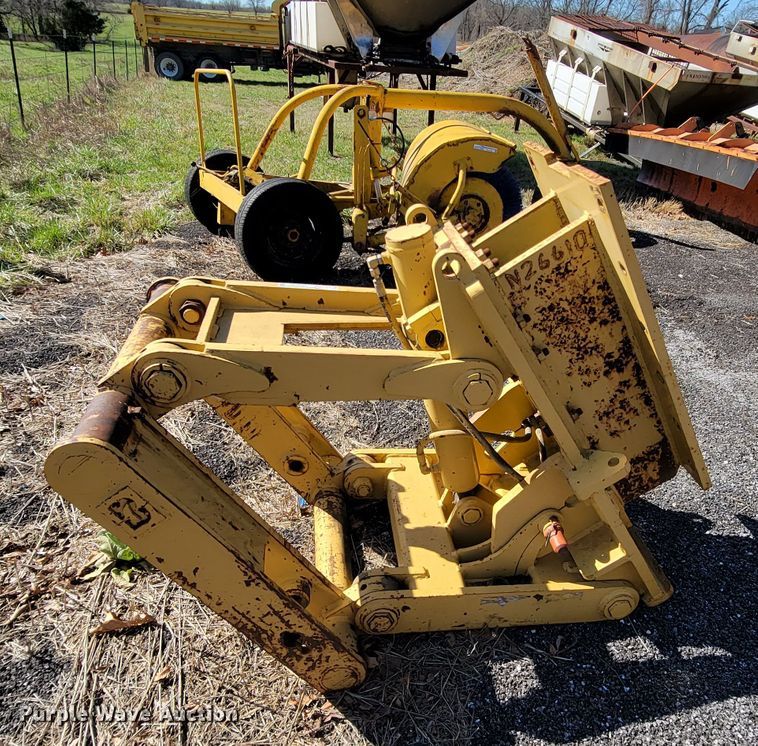 image for item FL9108 Caterpillar CWTS-A/AP front mounted lift group