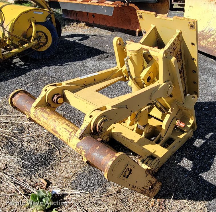 image for item FL9108 Caterpillar CWTS-A/AP front mounted lift group