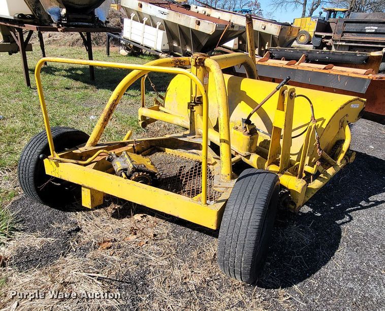 image for item FL9109 W.E. Grace K broom