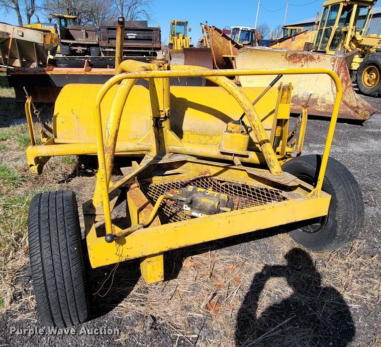 image for item FL9109 W.E. Grace K broom