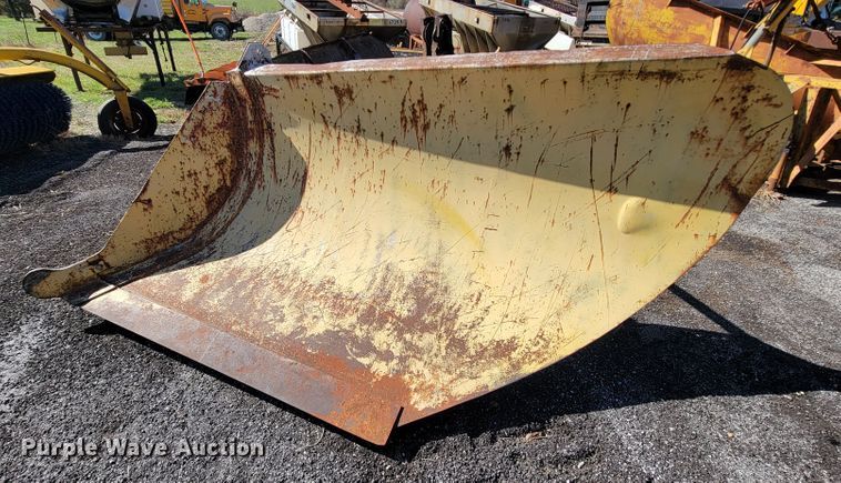 image for item FL9110 (2) V-plows