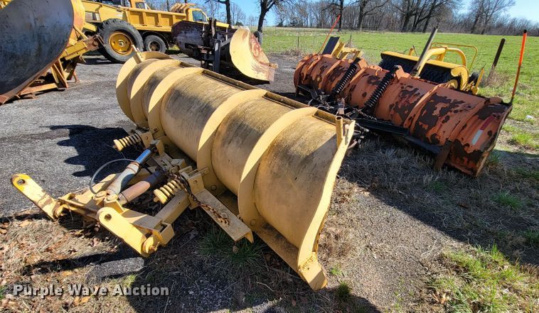 image for item FL9111 (3) snow plows