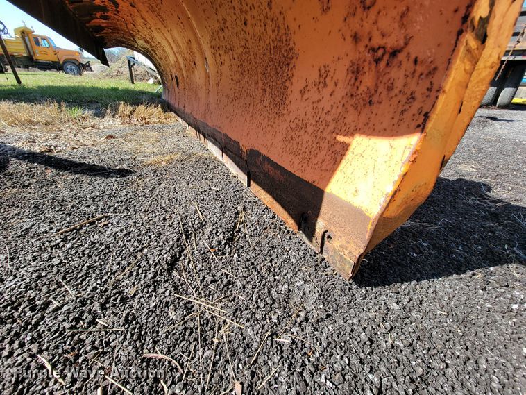 image for item FL9111 (3) snow plows