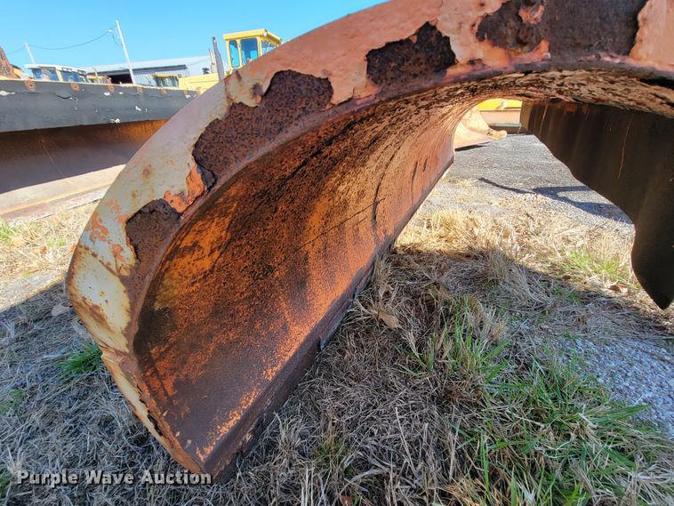 image for item FL9111 (3) snow plows