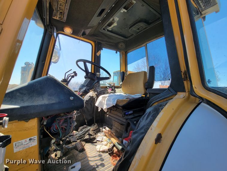 image for item FL9115 1991 Ford 6610 Tiger Special  tractor