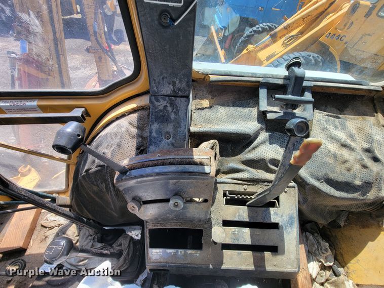 image for item FL9115 1991 Ford 6610 Tiger Special  tractor