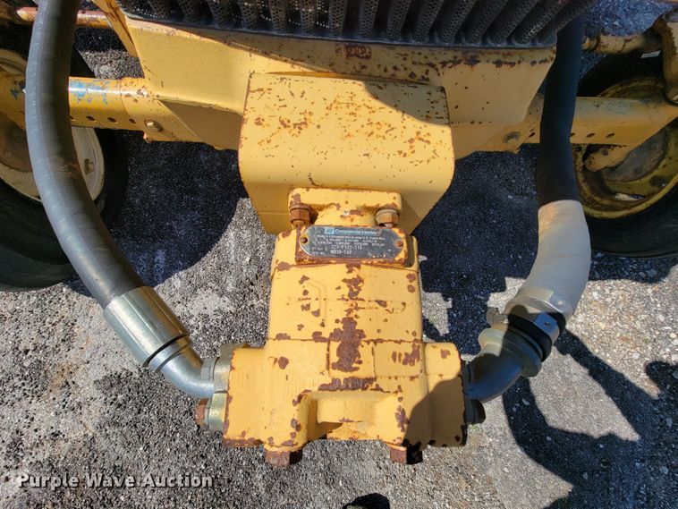 image for item FL9115 1991 Ford 6610 Tiger Special  tractor