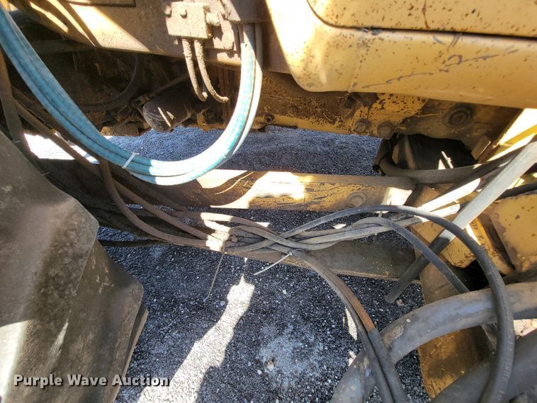 image for item FL9115 1991 Ford 6610 Tiger Special  tractor