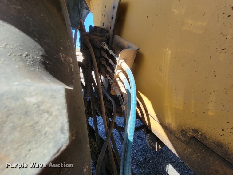 image for item FL9115 1991 Ford 6610 Tiger Special  tractor