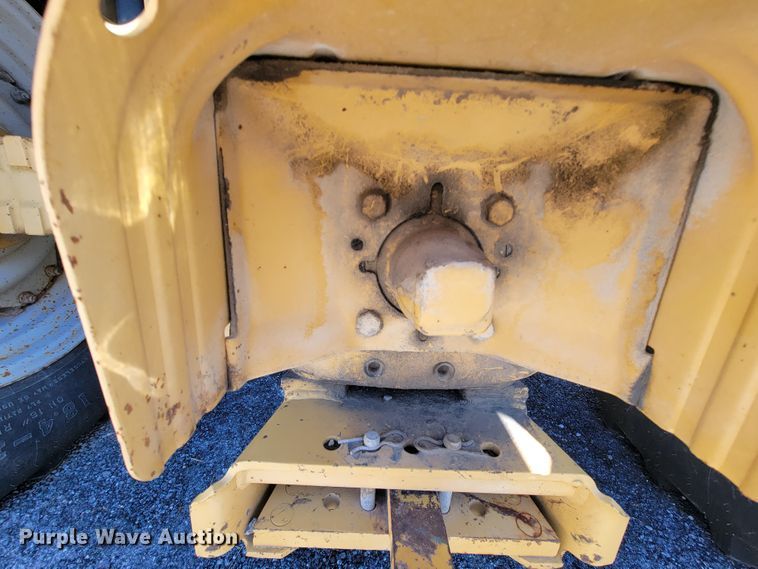 image for item FL9115 1991 Ford 6610 Tiger Special  tractor