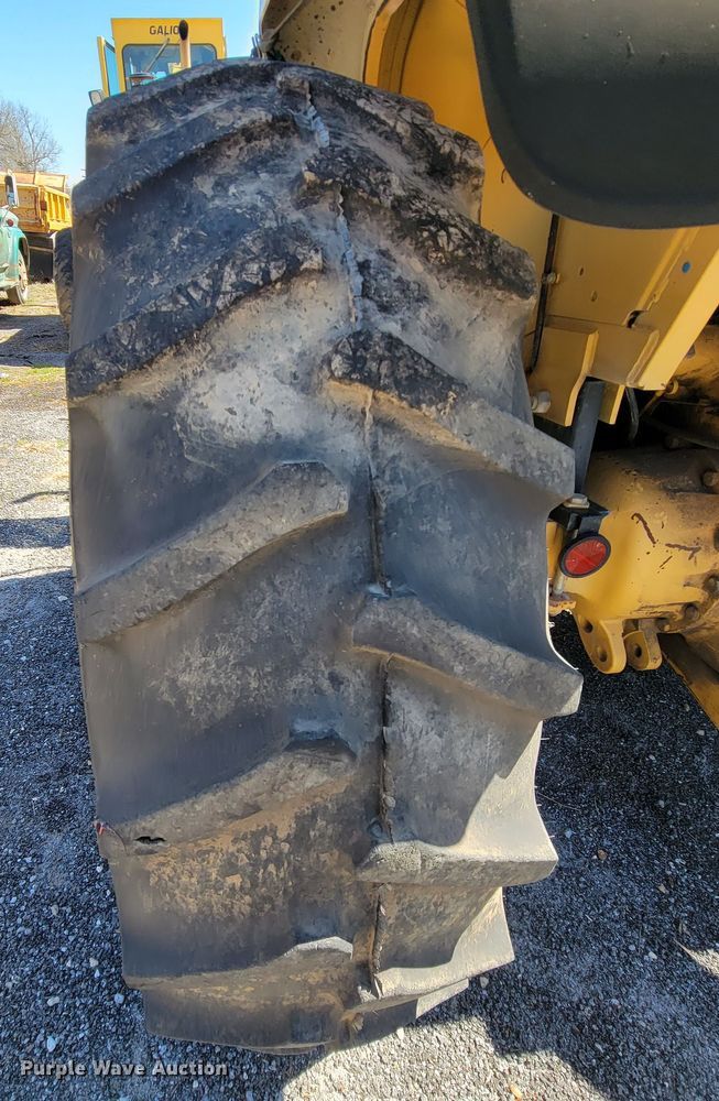 image for item FL9115 1991 Ford 6610 Tiger Special  tractor