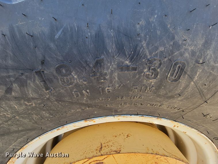 image for item FL9115 1991 Ford 6610 Tiger Special  tractor