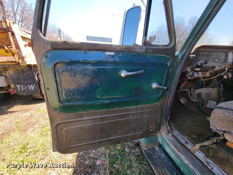 image for item FL9116 1966 Chevrolet 60  dump truck