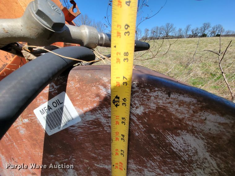 image for item FL9117 (2) fuel tanks