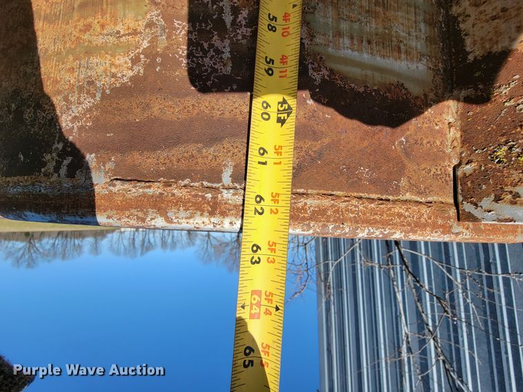 image for item FL9117 (2) fuel tanks