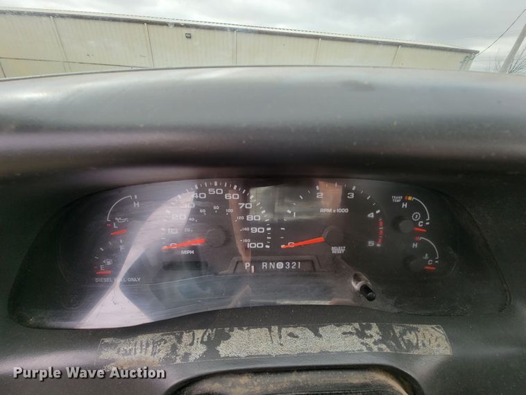 image for item FL9119 2003 Ford F450 Super Duty  truck cab and chassis