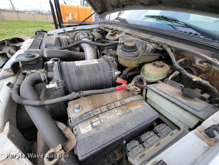 image for item FL9119 2003 Ford F450 Super Duty  truck cab and chassis