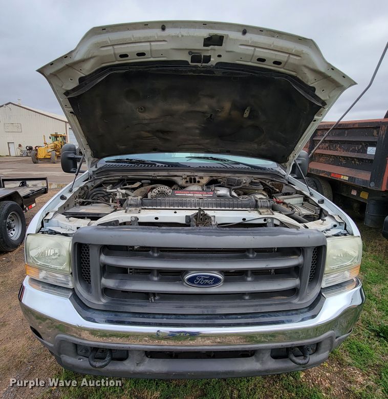 image for item FL9119 2003 Ford F450 Super Duty  truck cab and chassis