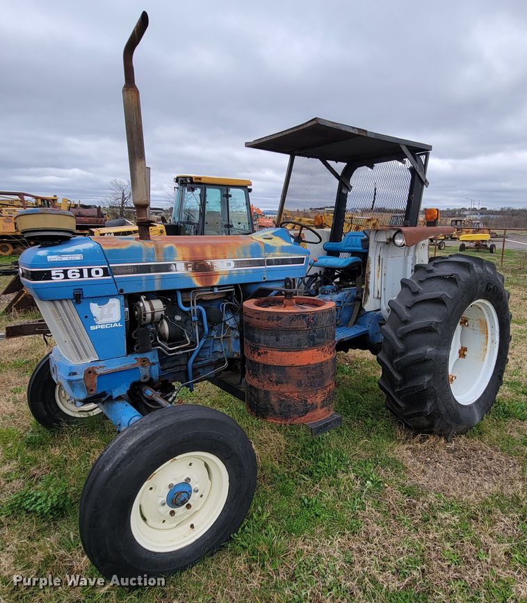 image for item FL9121 Ford 5610  tractor