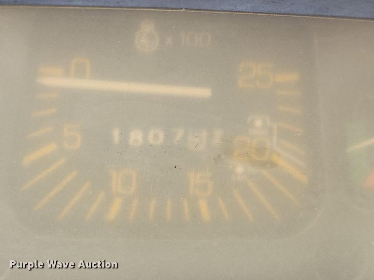 image for item FL9121 Ford 5610  tractor