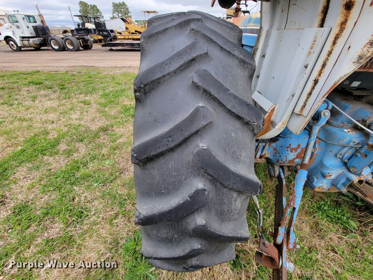 image for item FL9121 Ford 5610  tractor