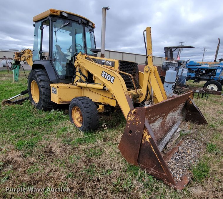 image for item FL9122 1997 John Deere 310E  backhoe