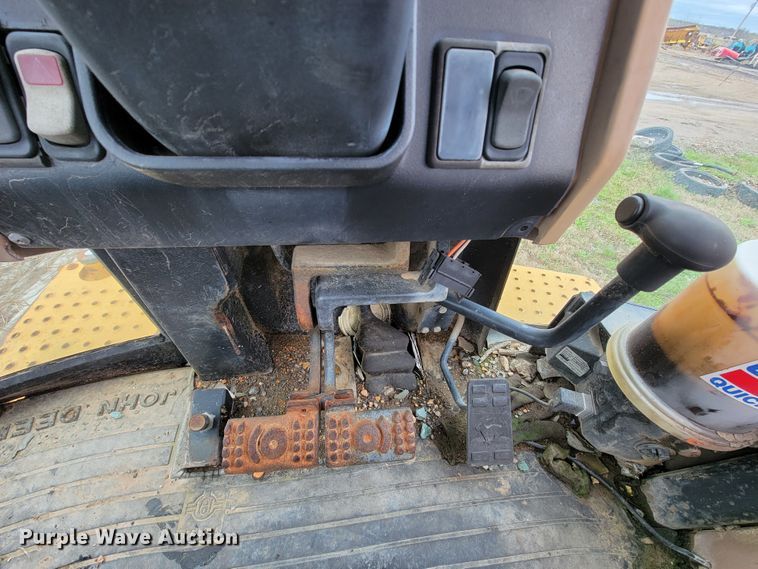 image for item FL9122 1997 John Deere 310E  backhoe