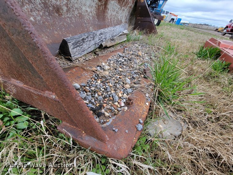 image for item FL9122 1997 John Deere 310E  backhoe