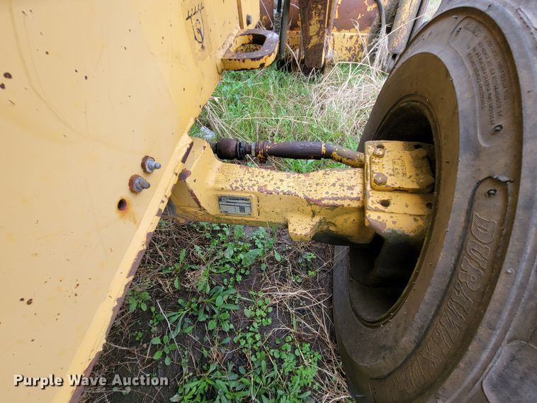 image for item FL9122 1997 John Deere 310E  backhoe