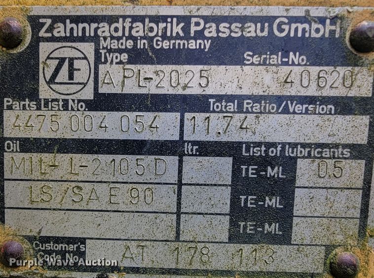 image for item FL9122 1997 John Deere 310E  backhoe