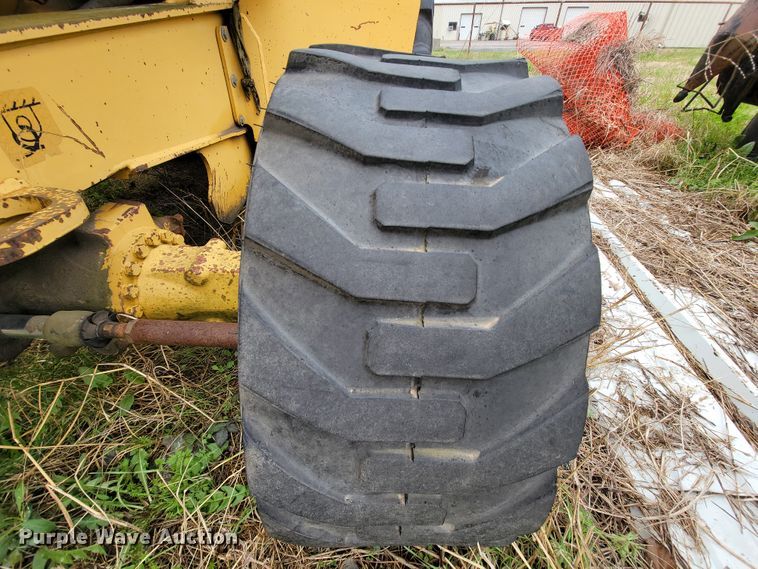 image for item FL9122 1997 John Deere 310E  backhoe