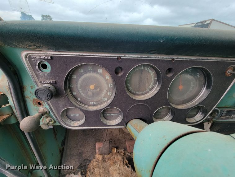 image for item FL9124 1968 Chevrolet 50  oil distributor truck