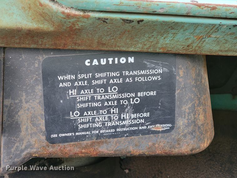 image for item FL9124 1968 Chevrolet 50  oil distributor truck